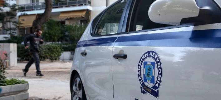 Διάρρηξη στο δημαρχείο Αιγίου -Αγνωστοι άδειασαν το χρηματοκιβώτιο και εξαφανίστηκαν